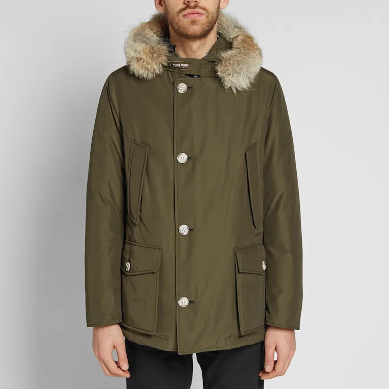 Woolrich Arctic Anorak in Ramar Dark Green