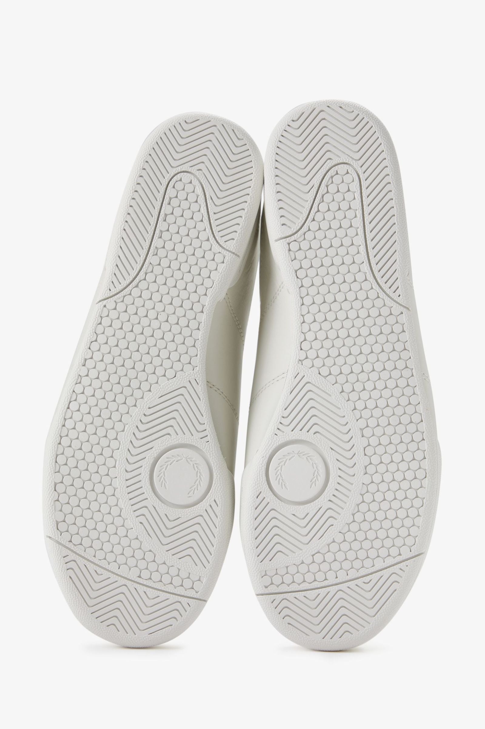 Fred Perry B722 Leather B6311 Porcelain