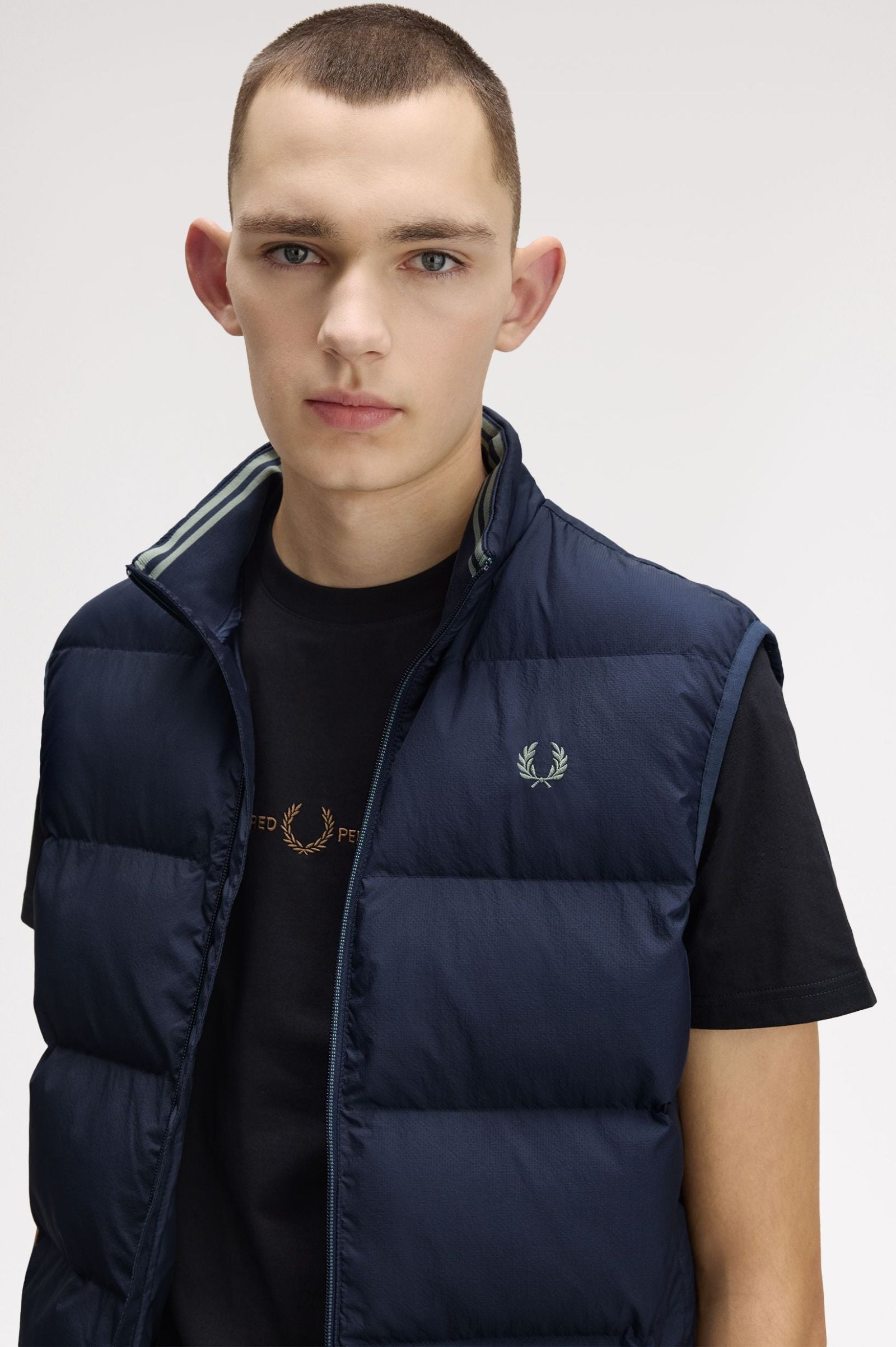 Fred Perry Insulated Gilet Dark Airforce