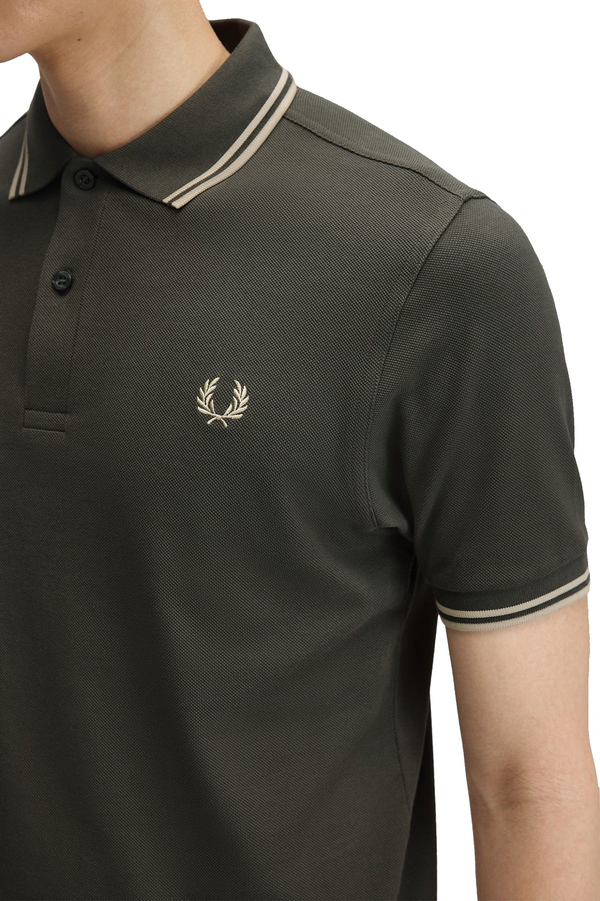 Fred Perry Slim Fit Twin Tipped Polo Field Green / Oatmeal / Oatmeal