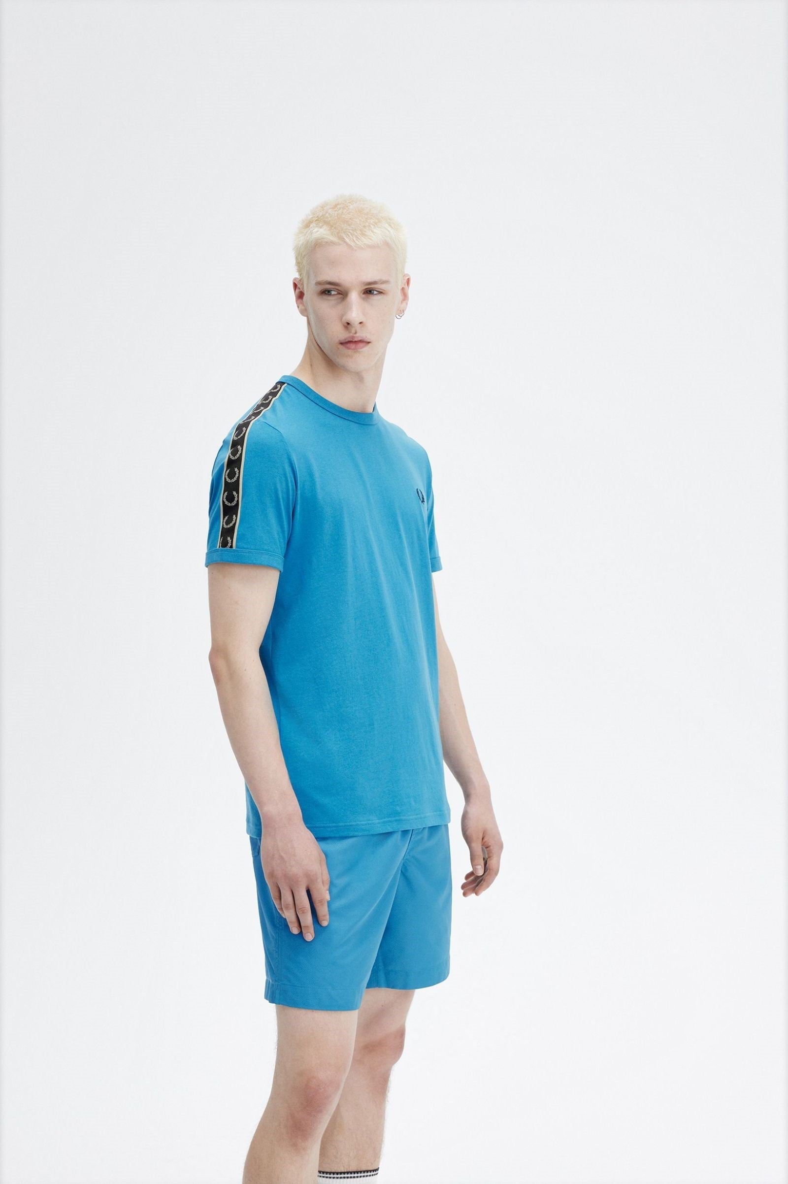 Fred Perry Taped Ringer T-Shirt Runaway Bay Ocean / Warm Grey