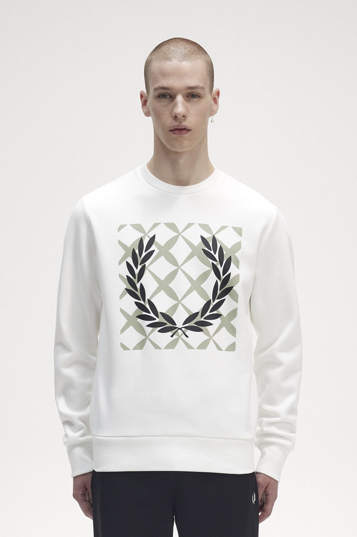 Fred Perry Crew Sweat Graphic Cross Stitch White