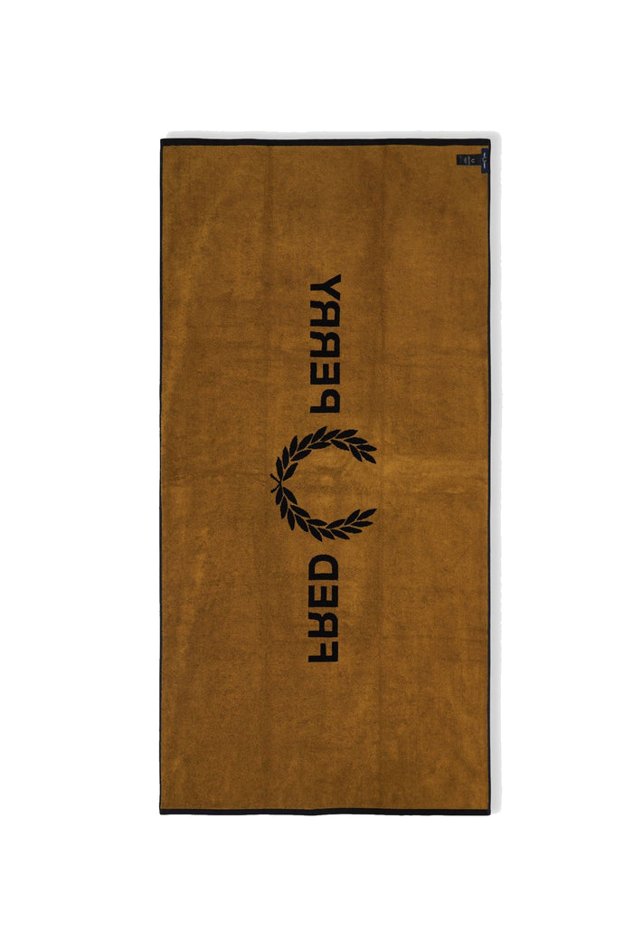 Fred Perry Cotton Beach Towel Black / Dark Caramel